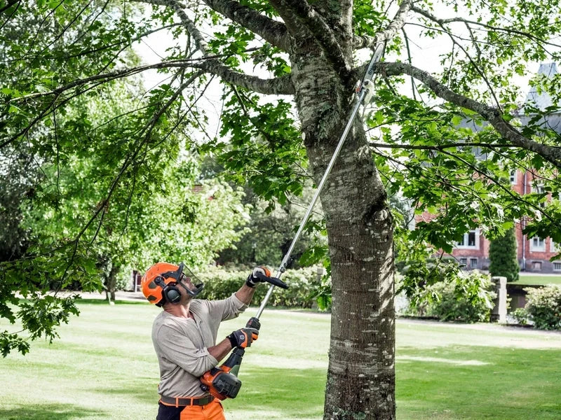 Husqvarna 330LK 28-cc 2-cycle 20-in Straight Shaft Gas String Trimmer With Attachment Capable And Edger Capable