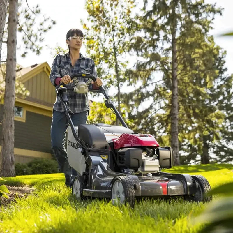 Honda 21-inch Nexite Self-Propelled Mower, Versamow 4-in-1, Hydrostatic Drive, Electric Start, GCV200 With Roto-Stop