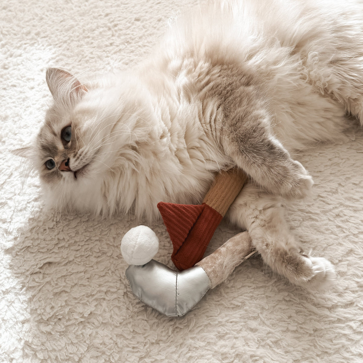 KITTY GOLFER