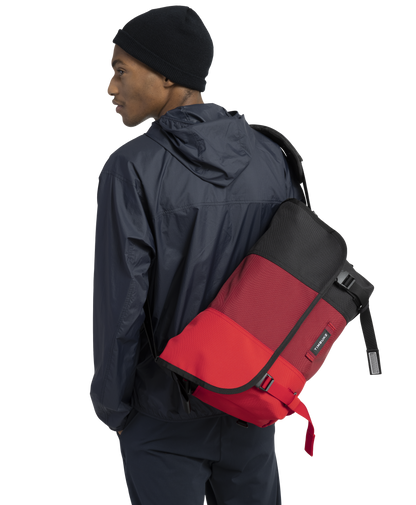 Classic Messenger Bag