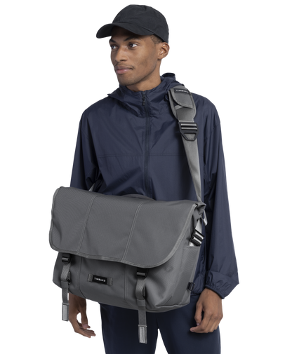 Classic Messenger Bag