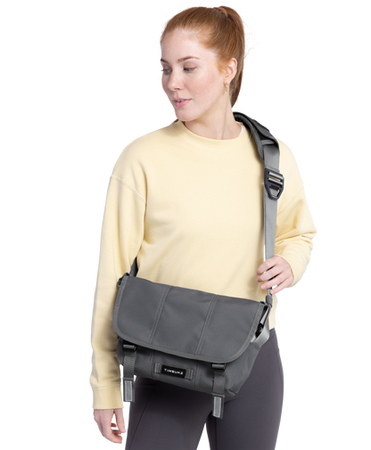 Classic Messenger Bag