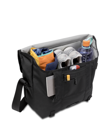 Classic Messenger Bag