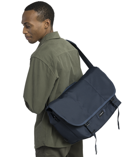 Classic Messenger Bag