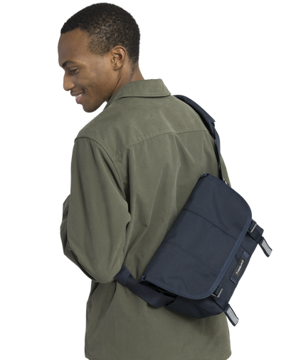 Classic Messenger Bag
