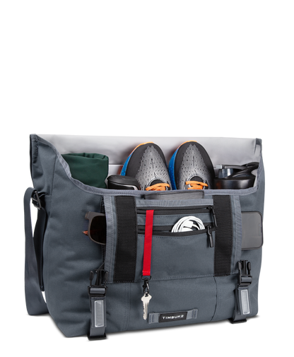 Flight Classic Messenger Bag