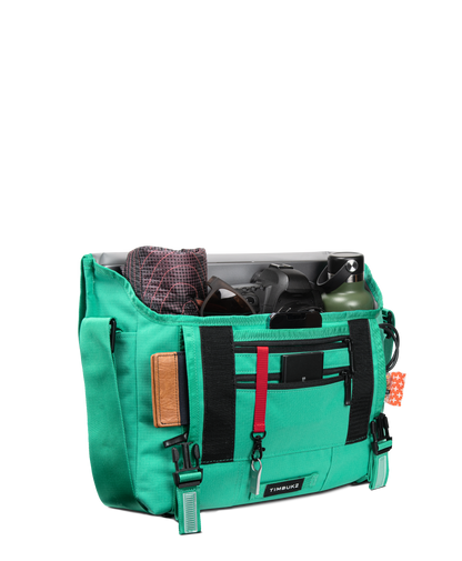 Flight Classic Messenger Bag