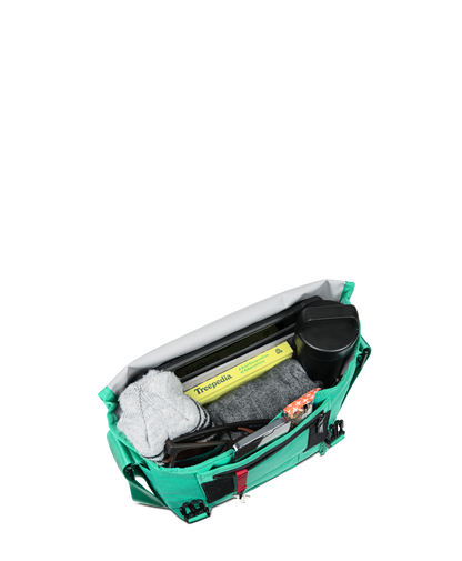 Flight Classic Messenger Bag