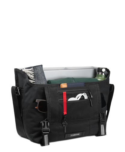 Flight Classic Messenger Bag