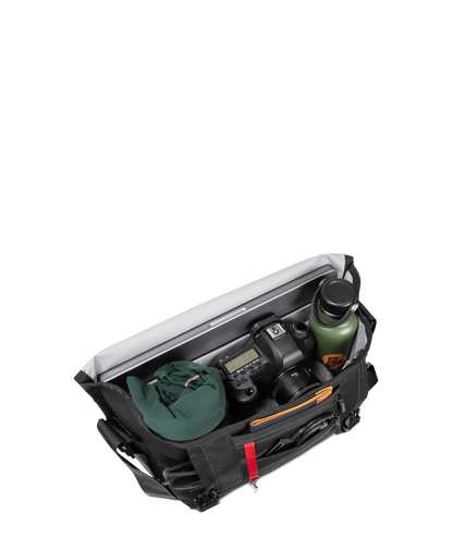 Flight Classic Messenger Bag