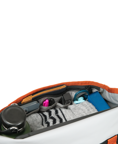 Flight Classic Messenger Bag