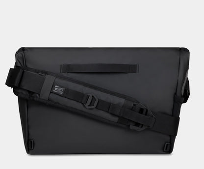 Especial Stash Messenger Bag