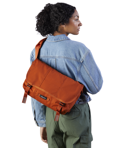 Flight Classic Messenger Bag