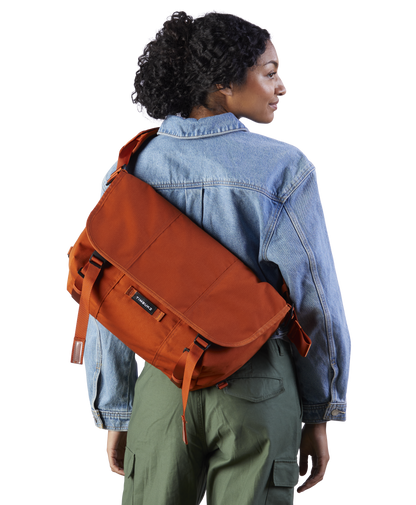 Flight Classic Messenger Bag